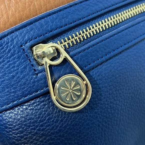 Isaac Mizrahi Tan and Navy Crossbody Bag Minimalist - Picture 11 of 17